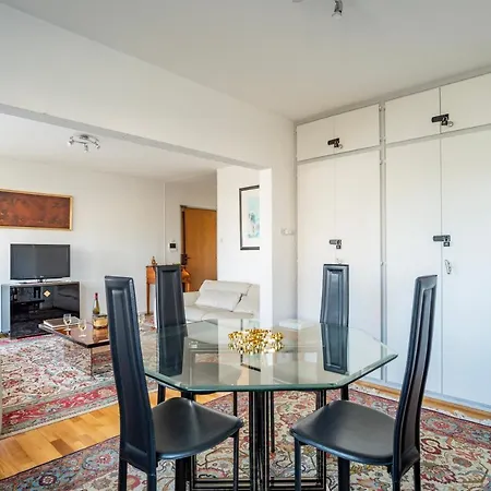 Apartment Le Grand Elsau - Wifi - Parking Gratuit - 15 Min Centre Strasbourg